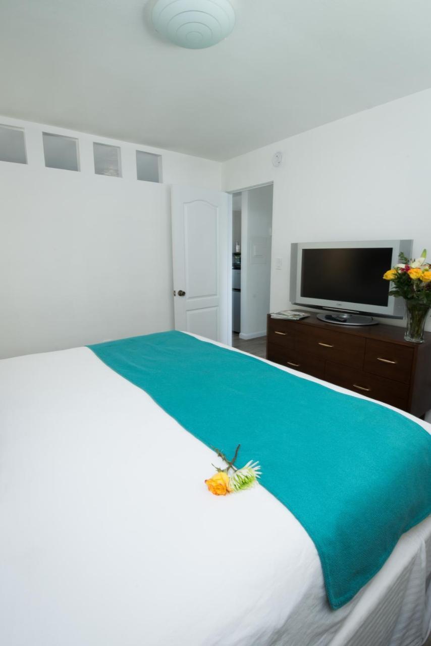 Regency Inn & Suites ساراسوتا المظهر الخارجي الصورة